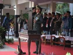 Dandim Pimpin Upacara Penurunan Bendera