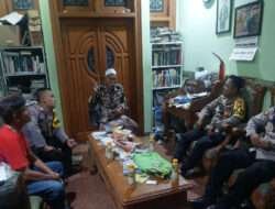 Polisi Beri Edukasi dan Ajak Warga Putro Agung Koordinasi Kamtibmas
