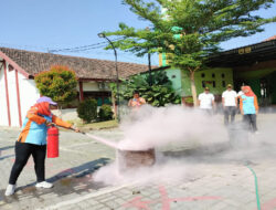 Puzzle dan Ular Tangga Jadi Daya Tarik SPAB di SMKN 1 Lengkong