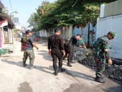 Bentuk Sinergitas TNI Polri, Gelar Kerja Bakti Bersama di KBD Danukusuman