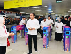 Kereta Api Ringan Lintas Rel Terpadu (LRT) di Resmikan Presiden Jokowi