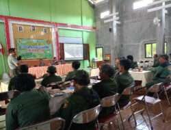 Danramil 04/Nguntoronadi Berikan Pembekalan Kepada Linmas Desa Ngadiroyo