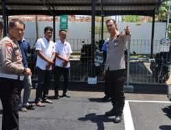 Pastikan Pelayanan SIM Profesioanal, Kapolres Pamekasan Cek Satpas