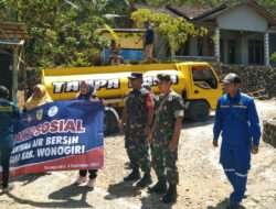 Babinsa Sambiharjo Dampingi Penyaluran Bantuan Air Bersih