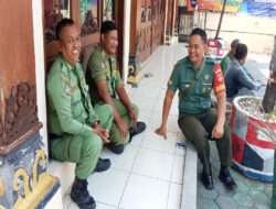 Komsos Bersama Linmas, Jadikan Hubungan Kerja Antara Babinsa Dan Aparat Kelurahan Semakin Solid