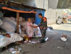 Manfaatkan Limbah, Babinsa Kelurahan Baluwarti Prakasai Bank Sampah