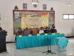 Bati Tuud Koramil 0806/02 Pogalan Peltu Hadi Purwanto Hadiri Pengambilan Sumpah dan Pelantikan Perangkat Desa Ngetal