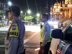 Cegah Tindak Kriminal dan Balap Liar Polsek Tambaksari Patroli Jelang Dinihari