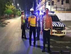 Polsek Tambaksari Laksanakan Patroli Rutin Antisipasi Kejahatan Malam