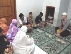 Jadi Guru Ngaji Polantas Polres Situbondo Bangun Rohani Anak Sejak Dini