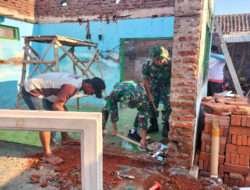 Koramil Kanigaran Kerja Bakti Bangun Rumah Warga Binaan