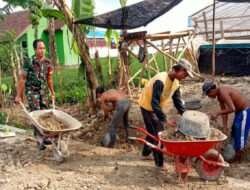 Bangkitkan Semangat Gotong Royong, Babinsa Bantu Bangun Talud