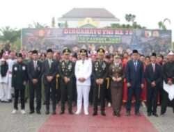 Upacara HUT Ke78 TNI Tahun 2023 Digelar Di Alun Alun Lamongan