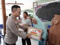Polisi Peduli Ratusan Warga Terima Bantuan Sosial Polres Ponorogo