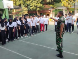 Wujudkan Generasi yang Berprestasi Bakti Bati TNI Motivasi di SMAN 7 Surakarta