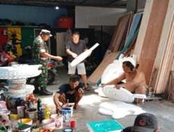 Majukan Perekonomian Wilayah, Babinsa Gandekan Laksanakan Pendampingan Pelaku UMKM