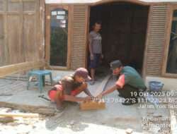 Babinsa Posramil Gerih Bantu Renovasi Rumah Warga