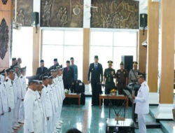 Dandim 0801/Pacitan Hadiri Pelantikan Kades Terpilih di Pendopo Kabupaten Pacitan