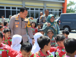 Keseruan anak TK Gresik Bertemu Kapolres Gresik Diajak Keliling Mapolres