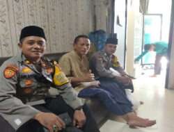 Polsek Tambaksari Sambangi Warga Tambaksegaran Wetan