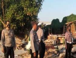 Antisipasi Perjudian Burung Merpati Polsek Tambaksari bersama Tiga Pilar Lakukan Patroli