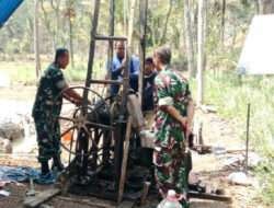 Kerja Keras Atasi Kekeringan, Kodim 0801/Pacitan Bangun Sumur Bor Program TNI Manunggal Air