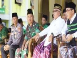 Semarak Hari Santri Nasional, Danramil 0801/03 Arjosari Ikuti Acara Apel dan Kirab Santri