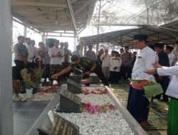 Hari Santri Nasional, Dandim 0801 Pacitan Bersama Forkopimda Ziarah Ke Makam Ulama