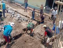 Babinsa Koramil Banyudono Ikut gotong Royong Pembangunan Mushola