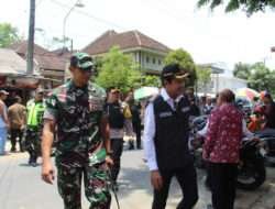 Mengawal Demokrasi: Dandim 0806/Trenggalek Letkol Kav Peddy Adi Prasetyo dan Forkopimda Pantau Jalannya Pilkades Serentak 2023