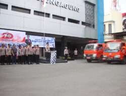 Polisi Salurkan Bantuan Air Bersih ke Tiga Kecamatan di Tulungagung