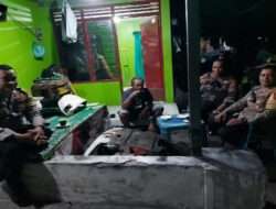 Tak Kenal Lelah Malam Haripun Kapolsek Tambaksari ajak Warga Menjaga Kamtibmas