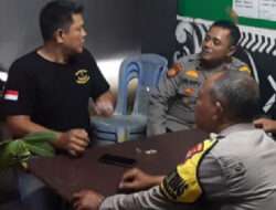 Warga Pacarkembang di Sambangi Kapolsek Tambaksari