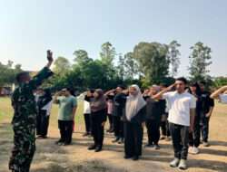 Tanankan Sikap Mental Dan Disiplin, Babinsa Sumber Latihkan PBB Kepada Karang Taruna