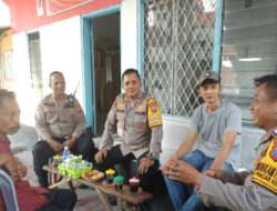 Kali ini Warga Gubeng Masjid Disambangi Kapolsek Tambaksari