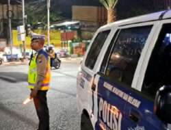 Polsek Tambaksari Patroli Malam Di Beberapa Lokasi Rawan Kriminalitas