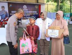 Senyum Bahagia Anak – anak Usai Mengikuti Khitan Gratis Polres Malang