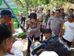 Polres Kediri Kota Kembali Droping Air Bersih Untuk Warga Desa Manyaran