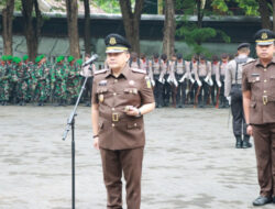 Mengenang Hari Pahlawan, Polres Gresik Ziarah ke Makam Pahlawan