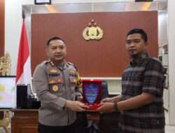Polres Kediri Kota Dibanjiri Karangan Bunga Apresiasi dari Elemen Masyarakat Atas Keberhasilan Ungkap Kasus