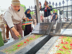 Rayakan Dies Natalis ke-59 dan Hari Pahlawan, Stikosa AWS Kenang Tiga Tokoh Pers Nasional