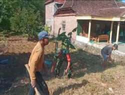 Babinsa Kendal Bersama Masyarakat Gotong Royong Melaksanakan Kegiatan Minggu Bersih
