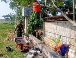 Bangun Talud, Babinsa Aktifkan Saluran Irigasi