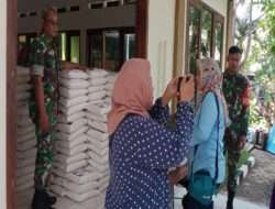 Babinsa Kelurahan Serengan Ikut Awasi Pendistribusian Sembako Murah