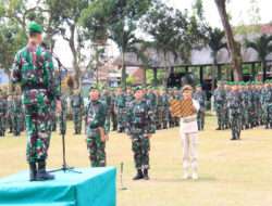 Dandim 0806/Trenggalek Bacakan Amanat KASAD dalam Upacara Tanggal 17