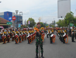 Marching Band Akmil Warnai Penutupan Latihan Praja Bhakti Taruna Akmil