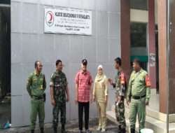 Babinsa Joyotakan Data Tenaga Medis di Wilayah Binaan