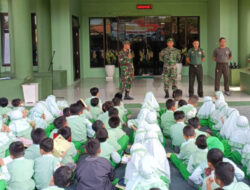 Anggota Kodim Gresik Sambut Kunjungan Rombongan SD Irada, Berikan Materi Wasbang dan Bentuk Pelajar Pancasila