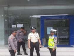 Polsek Tambaksari Patroli Rutin Memberikan Himbauan kepada Security Bank