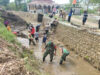 Totalitas Tangani Banjir, Kodim 0802/Ponorogo Bersama Lintas Sektoral Kerja Bakti Bersama